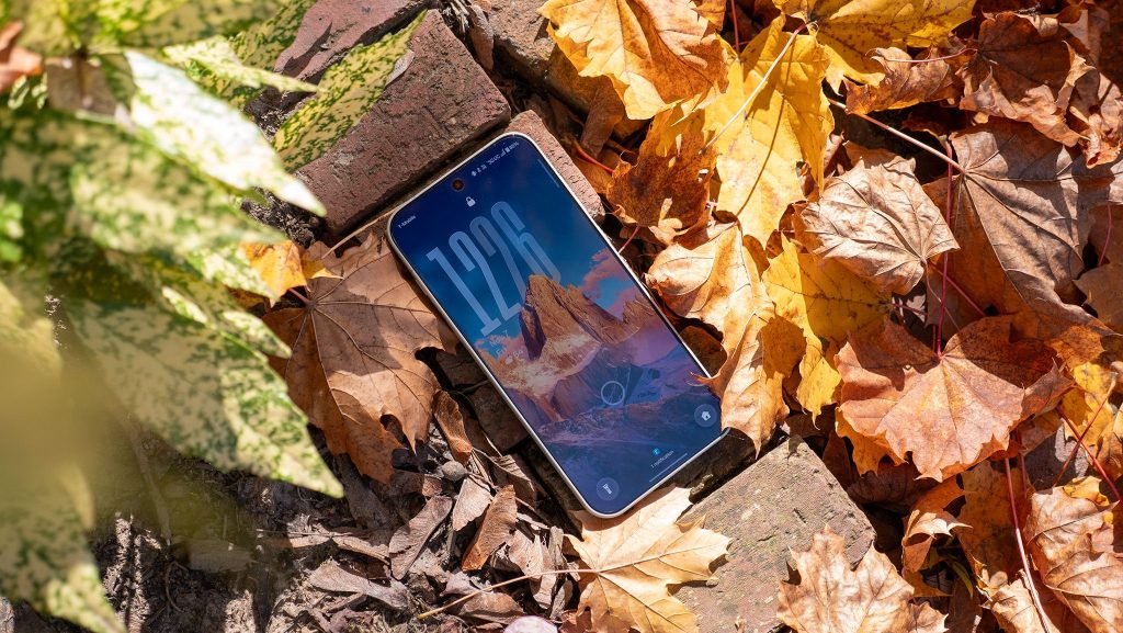 News Weekly: OnePlus 15 launches everywhere but the US, Galaxy Z Trifold leaks again, Pixel November Drop brings goodies, and more