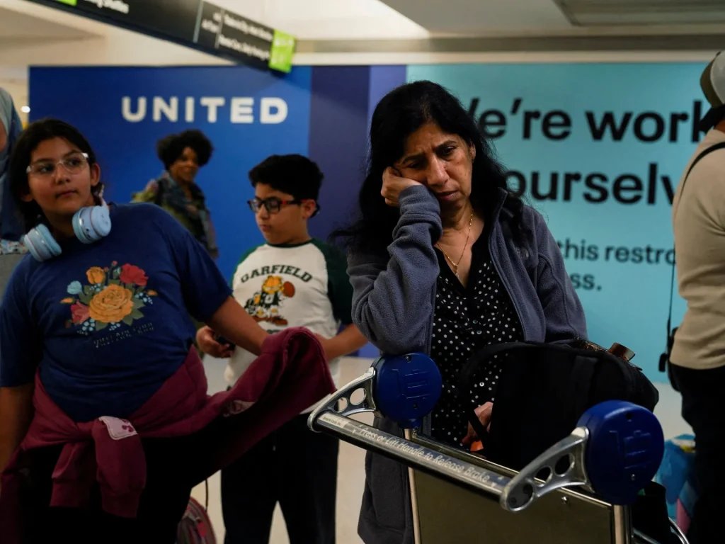 US transport secretary warns of ‘mass chaos’ if gov’t shutdown prolongs | Donald Trump News