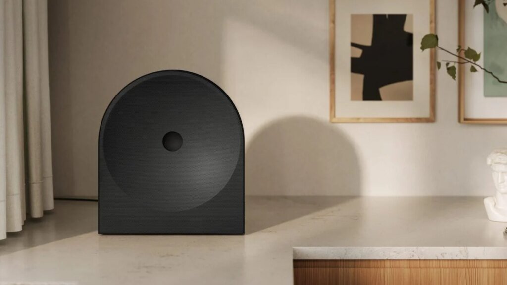 Samsung's New Wi-Fi Speaker Has Big Monolith Energy