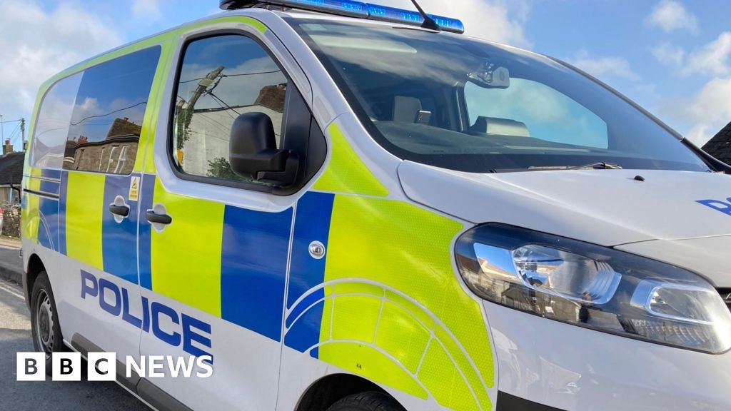 Searches continue after Budleigh Salterton swimmers in difficulty Searches continue after Budleigh Salterton swimmers in difficulty