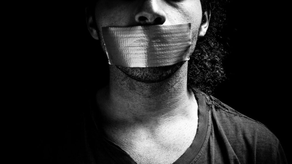 The science of how (and when) we decide to speak out—or self-censor