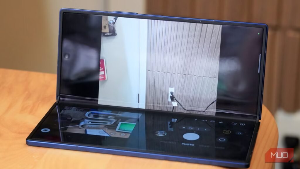 5 Android camera features you can only use on a foldable phone 5 Android camera features you can only use on a foldable phone