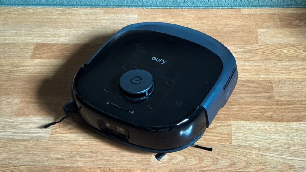 A Good Vacuum That Tries to Do Too Much