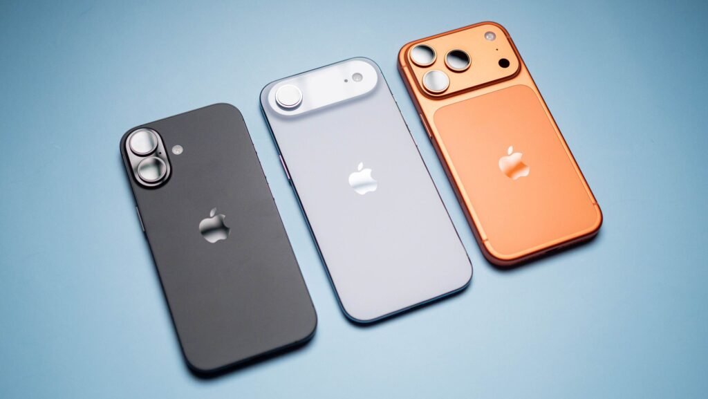 Apple chooses Google's Gemini to transform Siri starting this year