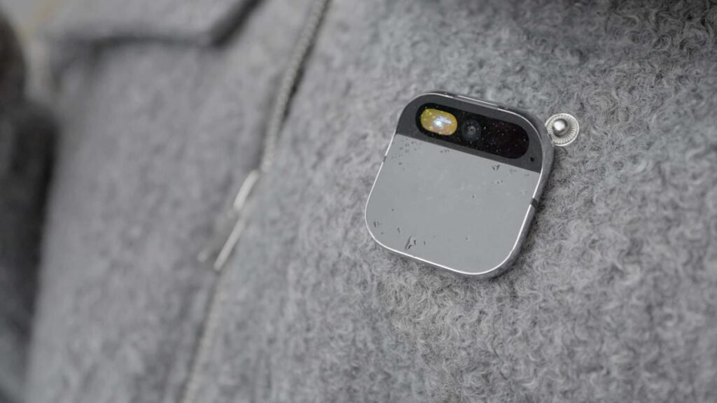 Apple is reportedly developing a wearable AI pin Apple is reportedly developing a wearable AI pin