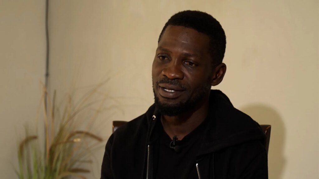 Bobi Wine tells Al Jazeera he escaped police raid amid Uganda elections | Protests