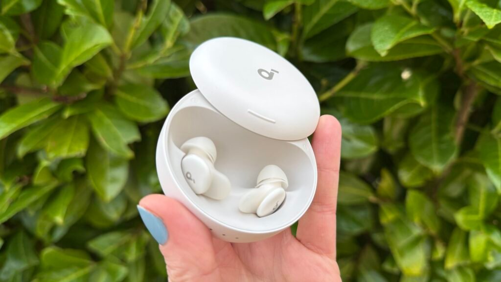 I got these tiny snore-masking buds hoping for better sleep, but now I wear them for walking and yoga too I got these tiny snore-masking buds hoping for better sleep, but now I wear them for walking and yoga too