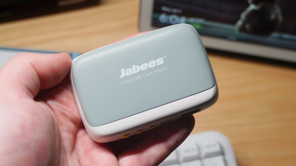 I put a Bluetooth sleep speaker under my pillow — here’s how it went I put a Bluetooth sleep speaker under my pillow — here's how it went