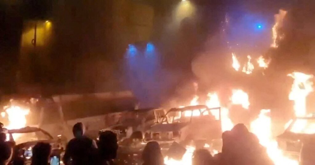 Iran protests rage for another night and deaths mount as Trump renews warning of possible U.S. intervention