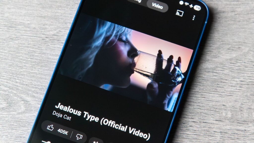 I’ve waited years for YouTube Music to sync my queue, and it’s finally here I’ve waited years for YouTube Music to sync my queue, and it’s finally here