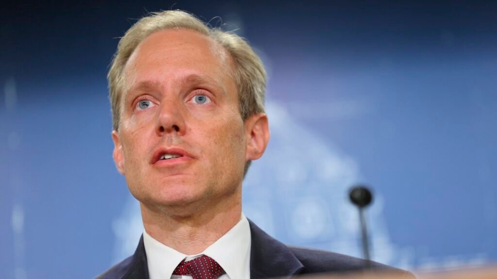 Minnesota rebuffs DOJ’s data demands after Pretti shooting : NPR Minnesota rebuffs DOJ’s data demands after Pretti shooting : NPR