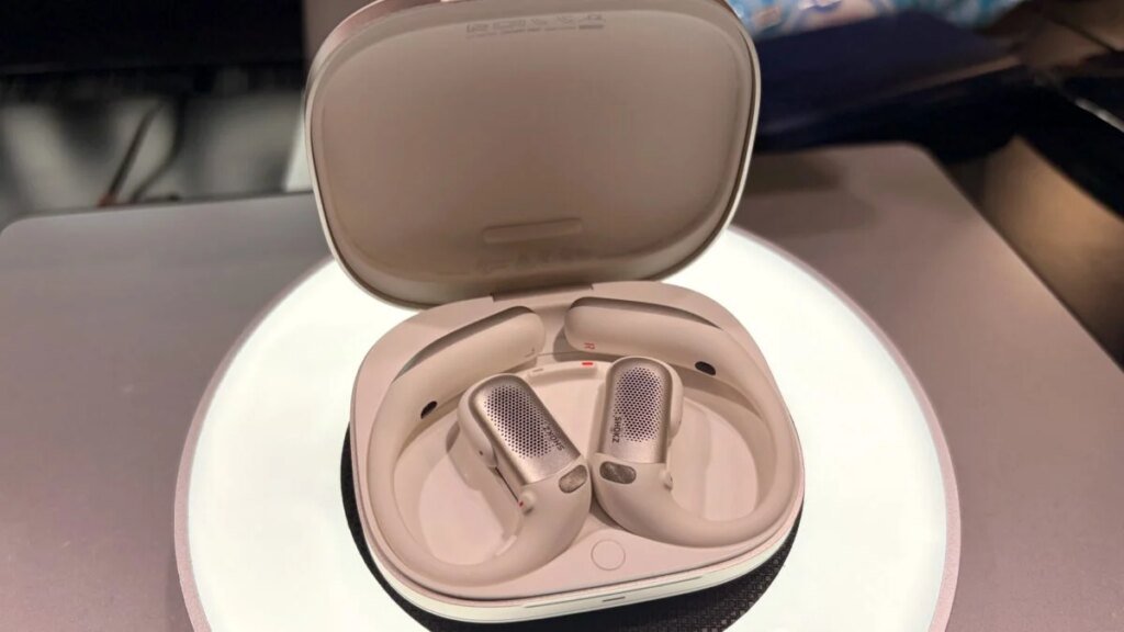 Open-Ear Audio Is Having a Huge Moment Right Now