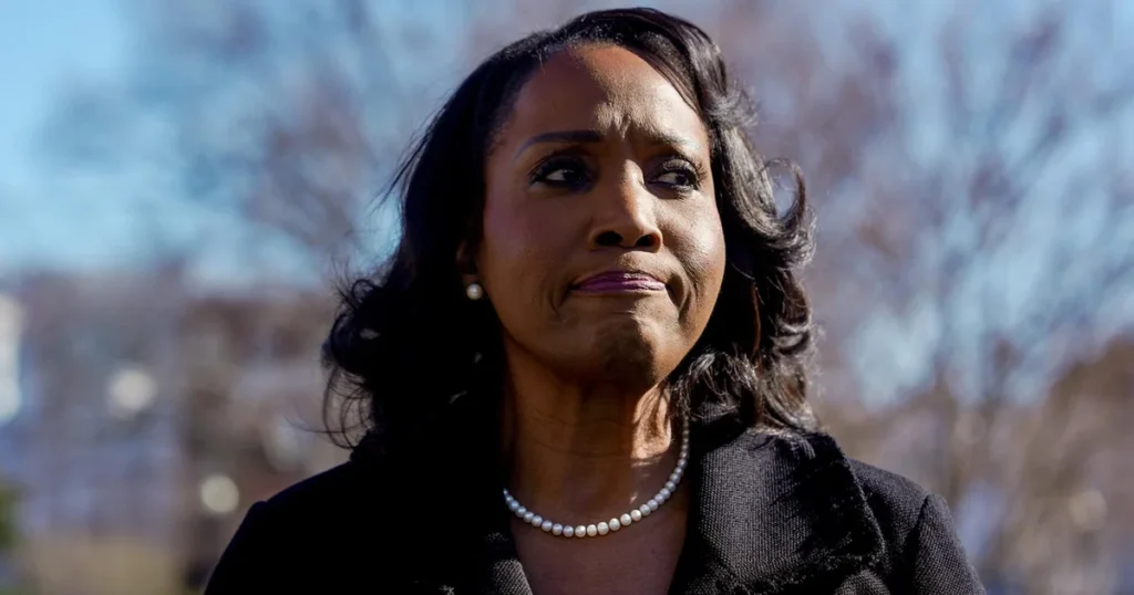 Supreme Court seems inclined to keep Lisa Cook on Fed board: Details from the courtroom