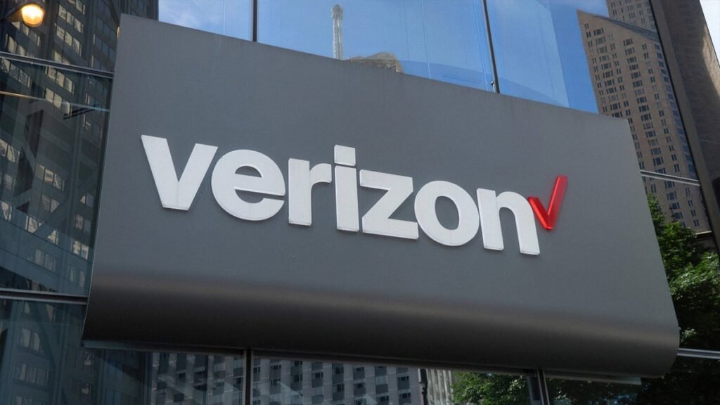 T-Mobile vs Verizon vs AT&T: H2 2025 tests crown new overall US champion, same old 5G leader T-Mobile vs Verizon vs AT&T: H2 2025 tests crown new overall US champion, same old 5G leader