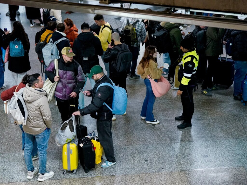 Two high-speed trains collide in Spain, killing at least 21 | Transport News
