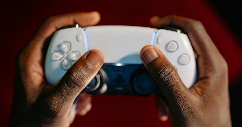 Why PlayStation 6 and Xbox Might Arrive After 2028