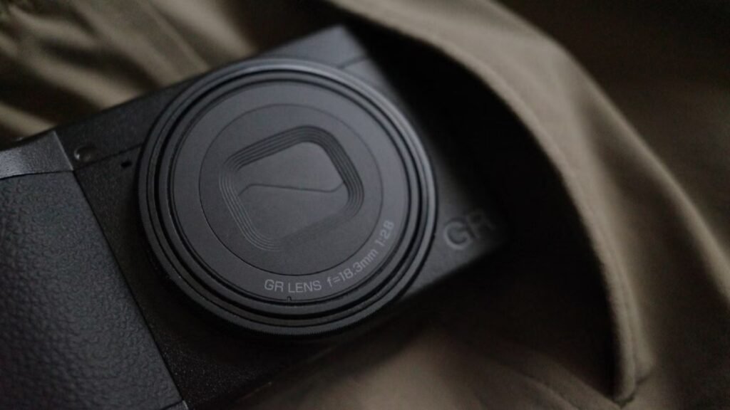 5 point-and-shoot cameras that will blow your smartphone away