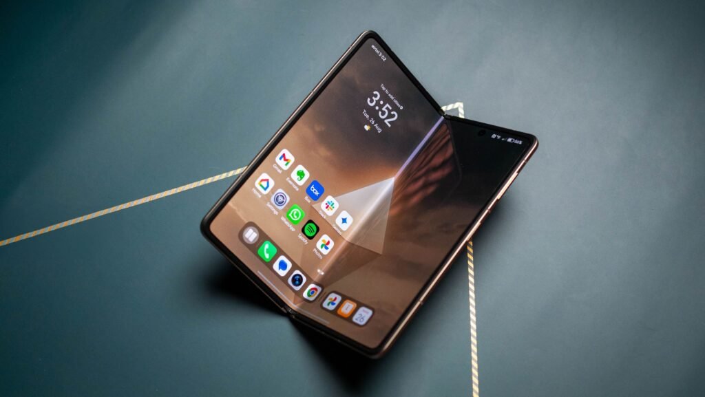 A ‘striking’ red Honor Magic V6 is so thin and tough that it’s rewriting what device strength means A 'striking' red Honor Magic V6 is so thin and tough that it's rewriting what device strength means