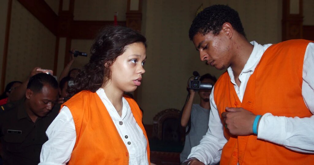 American who spent 11 years in prison for notorious “suitcase murder” in Bali is freed and deported by Indonesia American who spent 11 years in prison for notorious "suitcase murder" in Bali is freed and deported by Indonesia