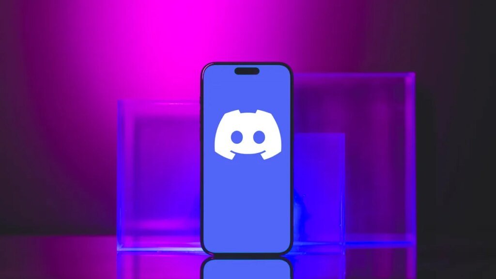 Discord community voice, video, and text chat app