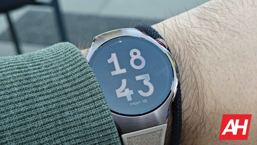 Huawei and Apple carried the smartwatch market in 2025 Huawei and Apple carried the smartwatch market in 2025