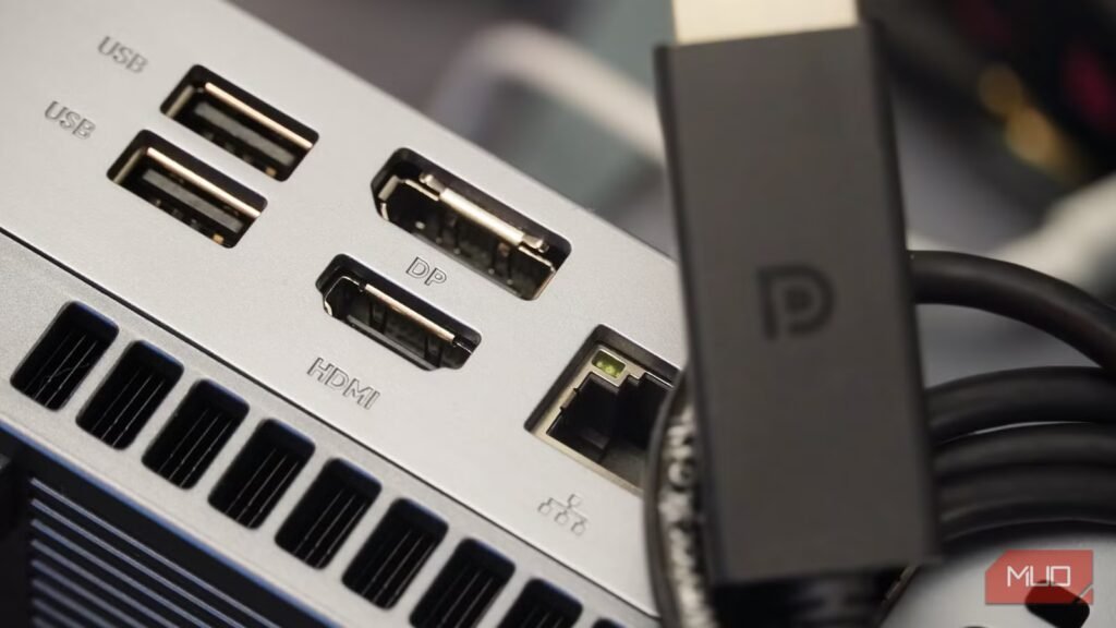 I finally learned why my TV needs HDMI while my PC needs DisplayPort