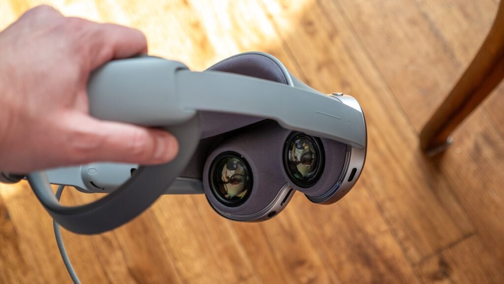 I thought my Galaxy XR was broken, but then I realized I was wearing it wrong I thought my Galaxy XR was broken, but then I realized I was wearing it wrong