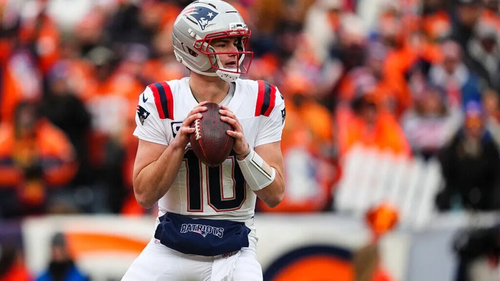 It's Time for Super Bowl 2026. Here's How to Stream the Patriots vs. Seahawks Tonight