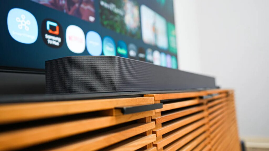 Should you buy a Sonos or Samsung sound system? I compared both brands to find out