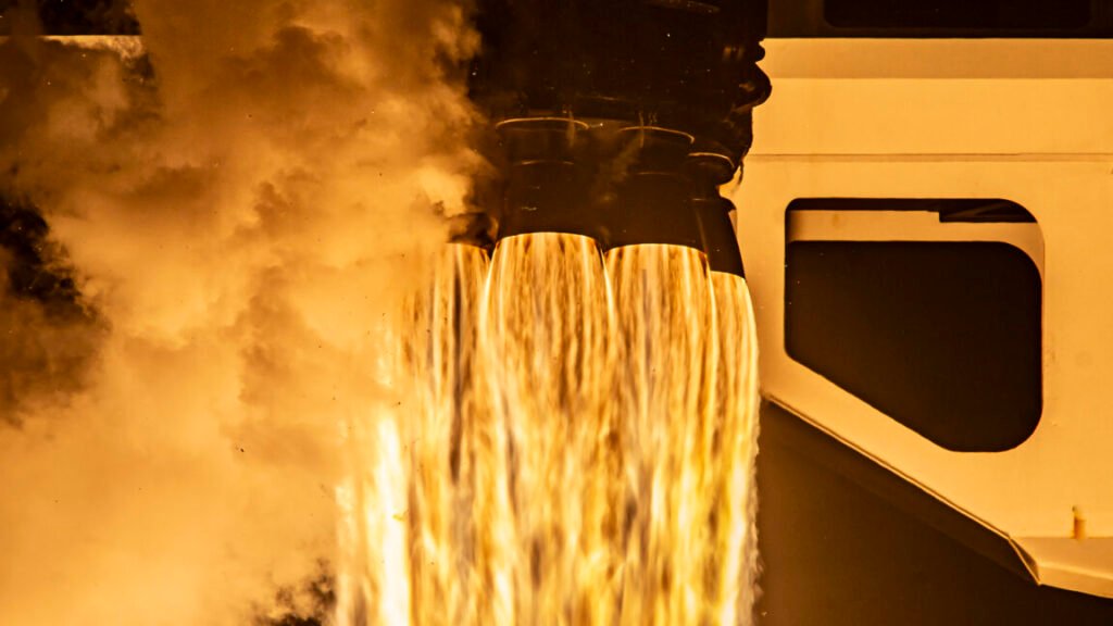 Space Station returns to a full crew complement after a month Space Station returns to a full crew complement after a month