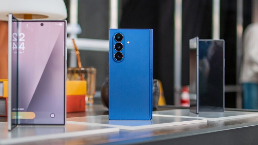 That rumored 'Wide' Galaxy Z Fold might be in testing with Samsung's next major OS