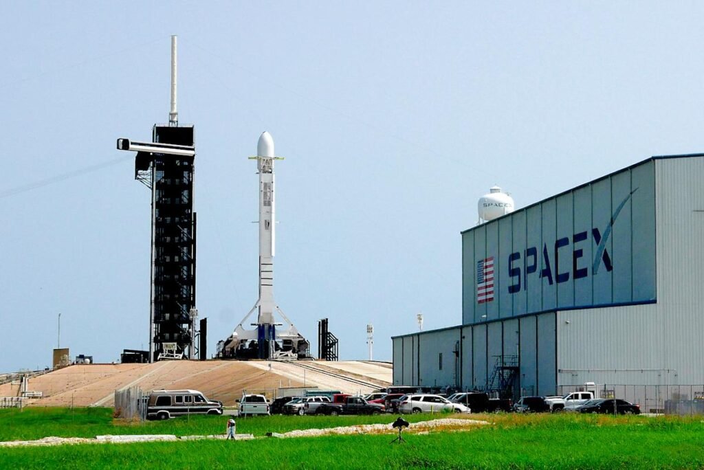 The NLRB just gave up on SpaceX workers who claim they were illegally fired