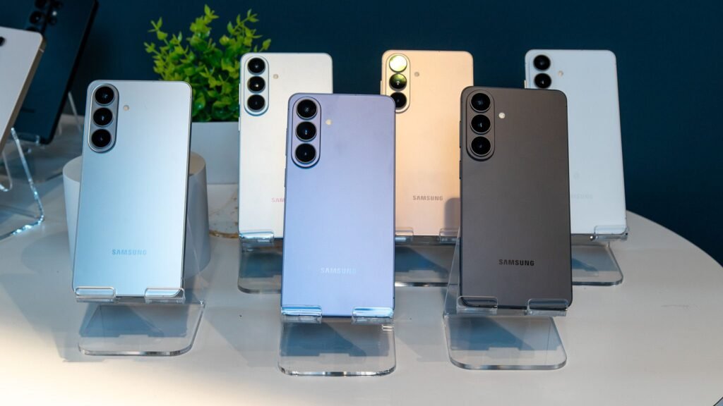 Which Samsung Galaxy S26 Plus color should you buy? Which Samsung Galaxy S26 Plus color should you buy?