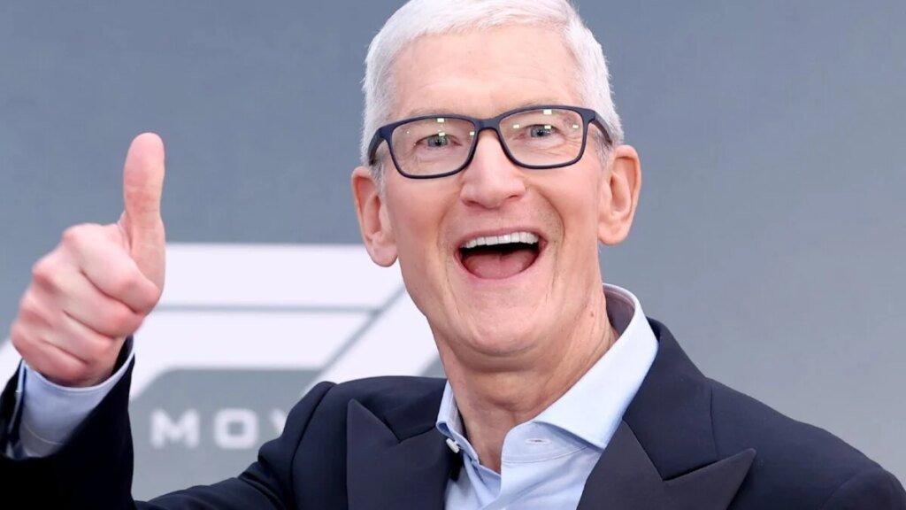 Apple Reportedly Warns Retail Workers About Deluge of Customers as It Releases Unusually Cheap Gadgets Apple Reportedly Warns Retail Workers About Deluge of Customers as It Releases Unusually Cheap Gadgets