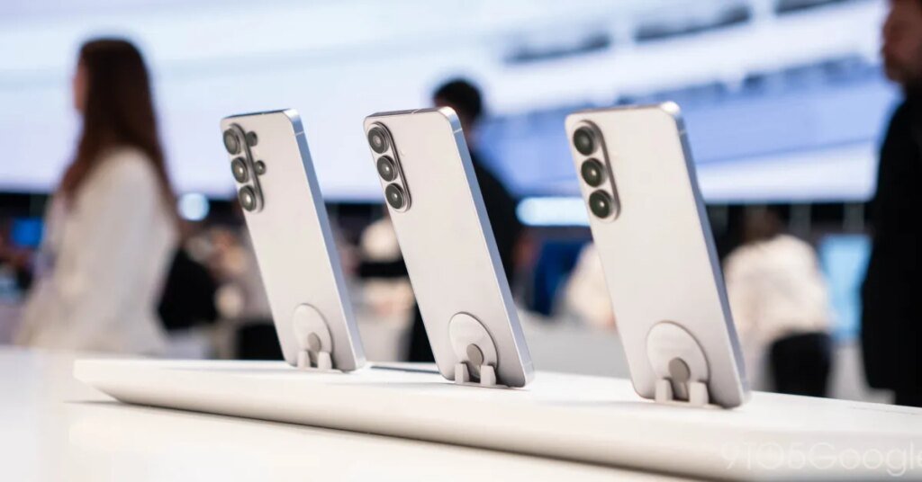 Early Galaxy S26 buyers report issues with Google Play Protect