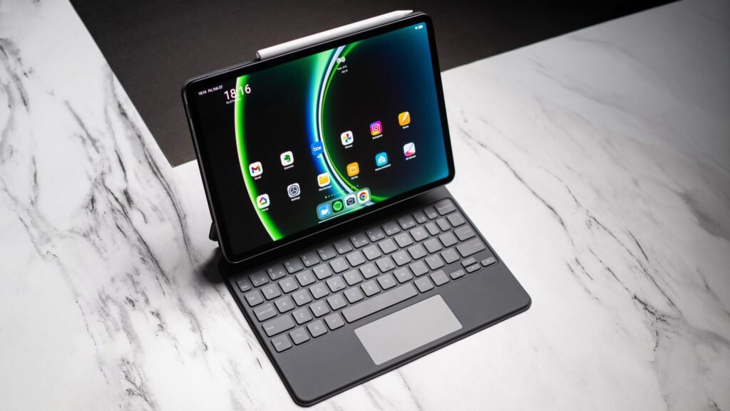 I used the Xiaomi Pad 8 for a month — these four features make the half-priced iPad Air clone the best mid-range Android tablet