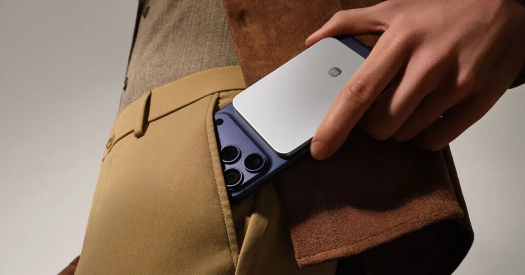 I wish Apple made this sleek wireless power bank, but it works just fine with the iPhone I wish Apple made this sleek wireless power bank, but it works just fine with the iPhone