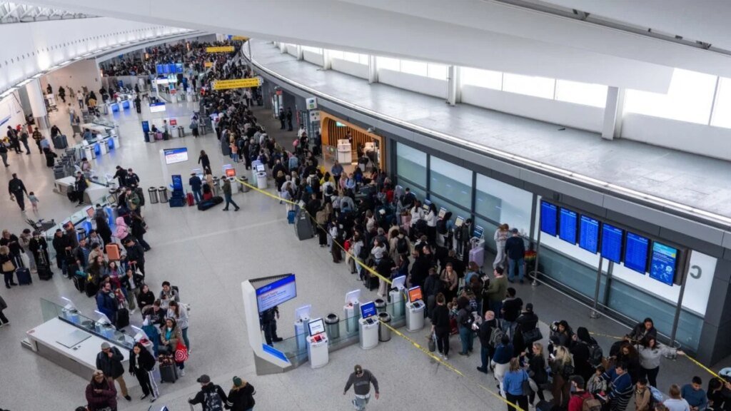 ICE Is Deploying To Airports. TSA Agents Say Its a Bad Idea