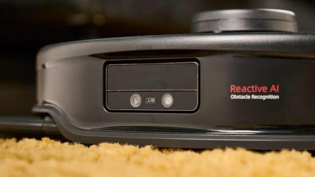 I’m a robot vacuum expert, and these are the 8 biggest misconceptions people have Roborock Qrevo Master robot vacuum