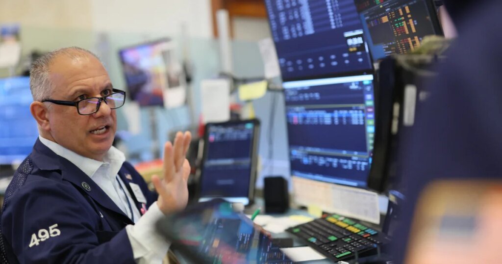 Stocks resume slide as oil prices sizzle and U.S. hiring fizzles