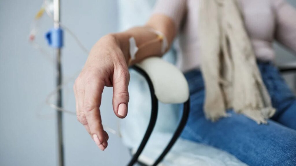 Study on Alt-Med Breast Cancer Treatments Finds a Grim Side Effect: Death