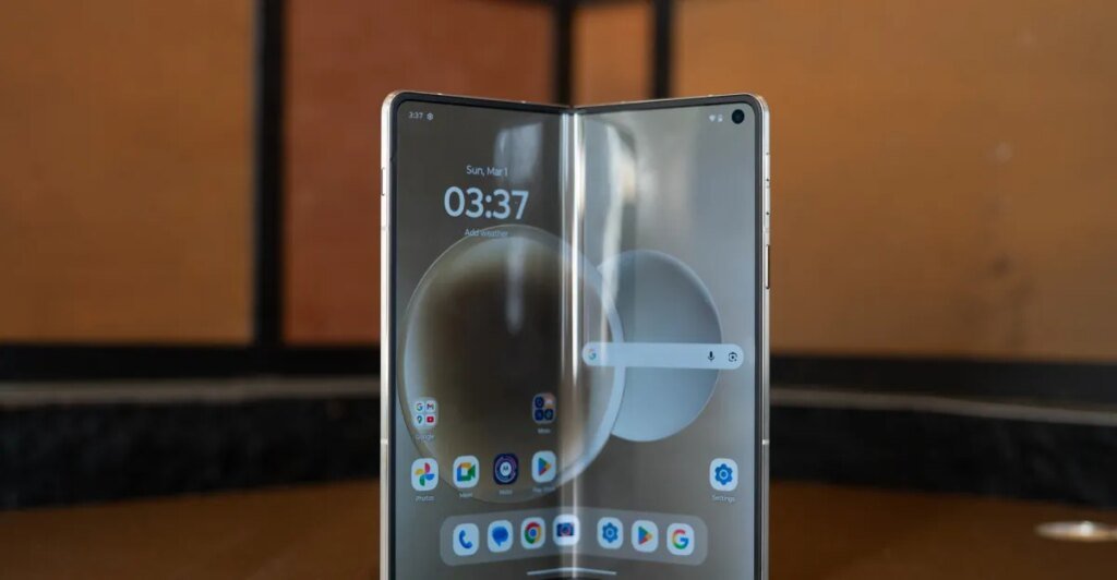 The Motorola Razr Fold is shaping up to be pure flagship The Motorola Razr Fold is shaping up to be pure flagship