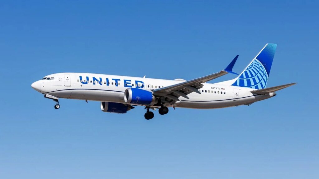 The New United Airlines Policy That Could Get You Kicked Off a Flight