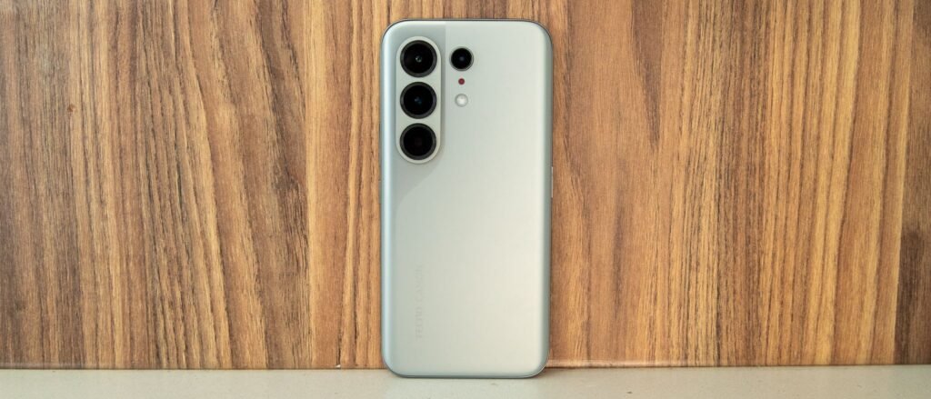 The more I use the Tecno Camon 50 Ultra, the more it feels like an affordable Galaxy S26 Ultra