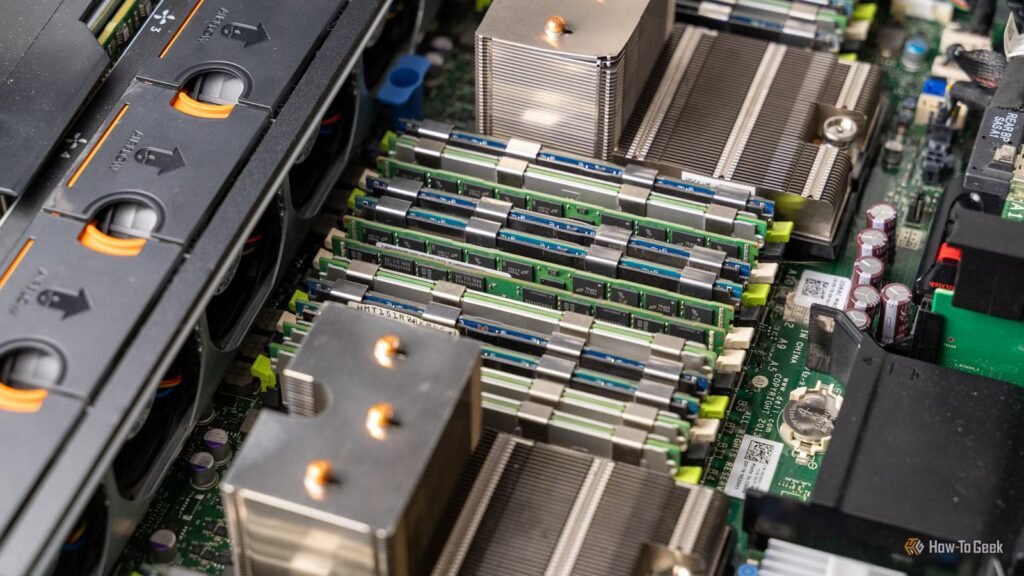 The r/homelab flexes wasting your money