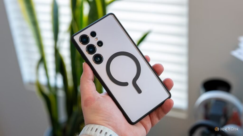 I haven't used a phone case in years—here's why Samsung forced me to change my ways