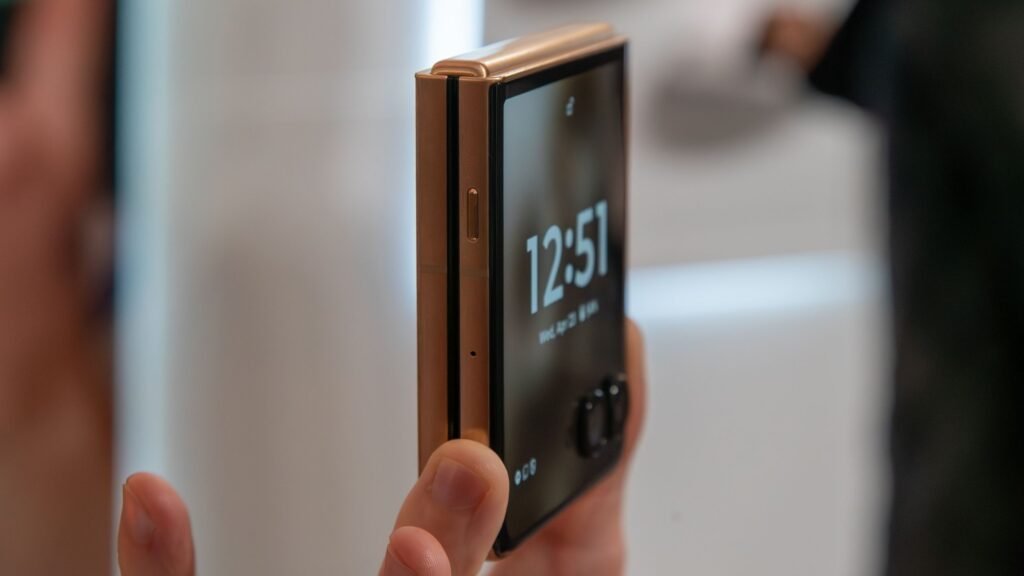 Should you wait for the Motorola Razr 2026? Well, it's complicated...