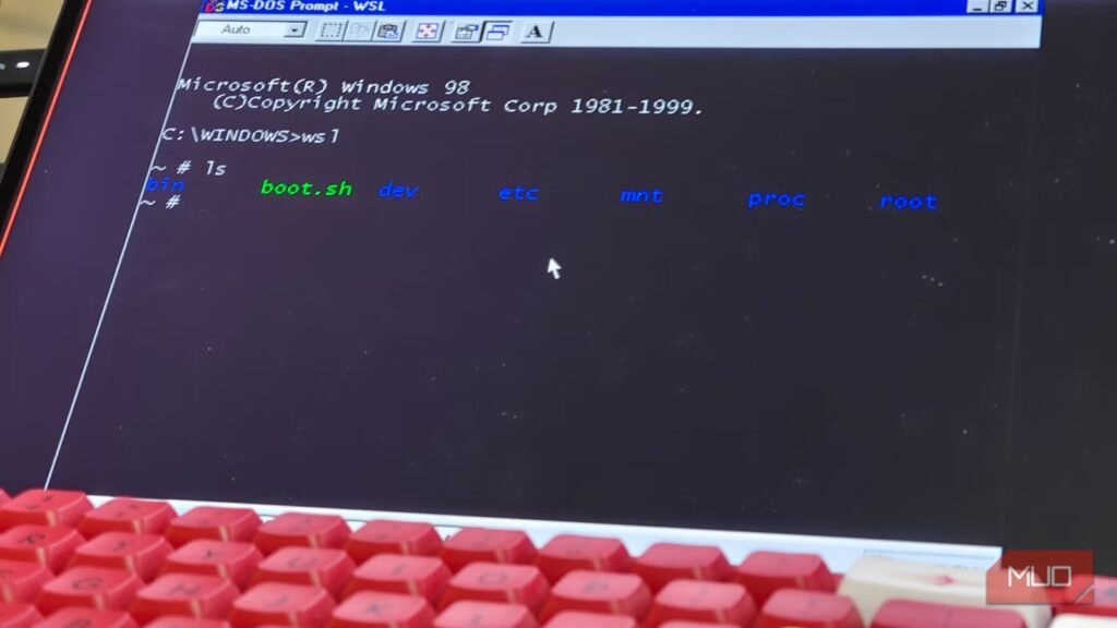 Someone figured out how to run Windows 9x inside Linux and it's surprisingly useful