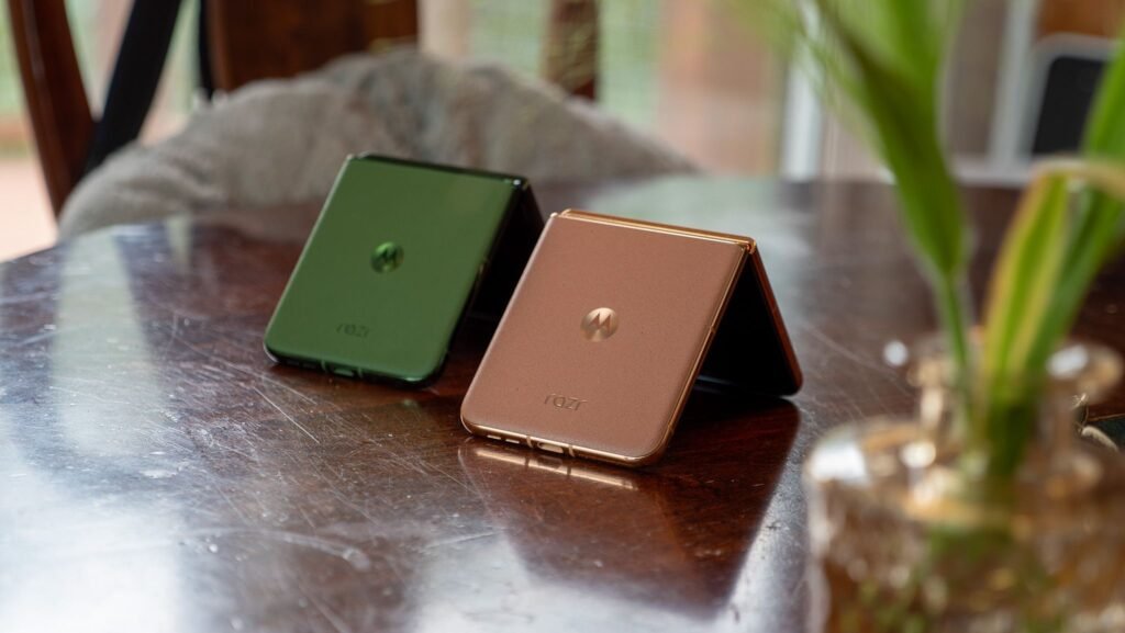 The ‘genuinely excellent’ Motorola Razr Plus is up to $400 OFF at Best Buy this week The 'genuinely excellent' Motorola Razr Plus is up to $400 OFF at Best Buy this week