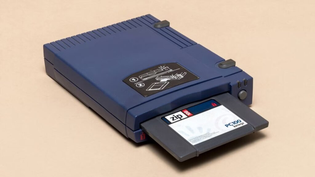 Zip drives were supposed to end the floppy era—until one design flaw destroyed everything